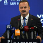 Yavuz agiralioglundan erdogana sert sozler konusurken memleket harika ama gercek oyle degil OAwhyYCz